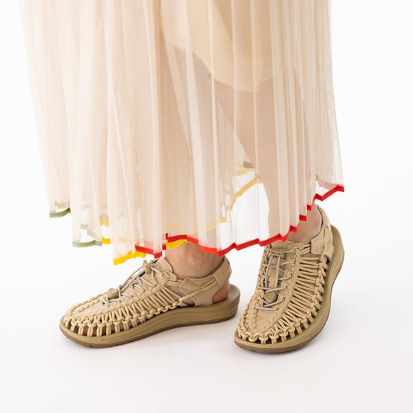 Women's UNEEK Sneaker  |  Safari/Safari - Image 8