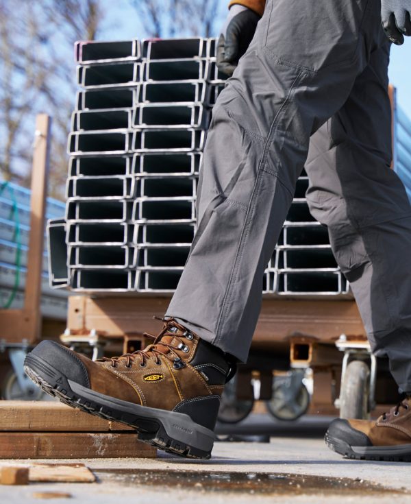 Men's Evanston 6 Waterproof Boot (Carbon Toe)  |  Bison/Black - Image 9
