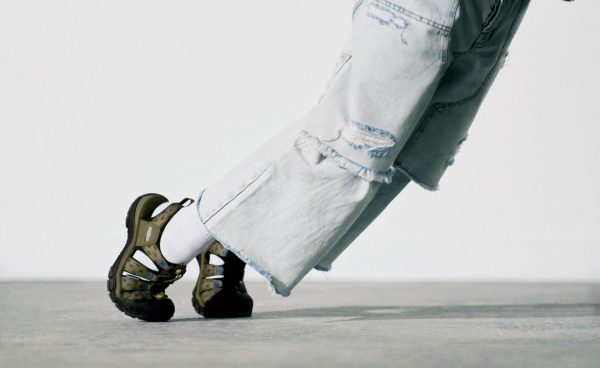 Men's Newport Retro Sandal x Études Studio  |  Etudes Olive - Image 7
