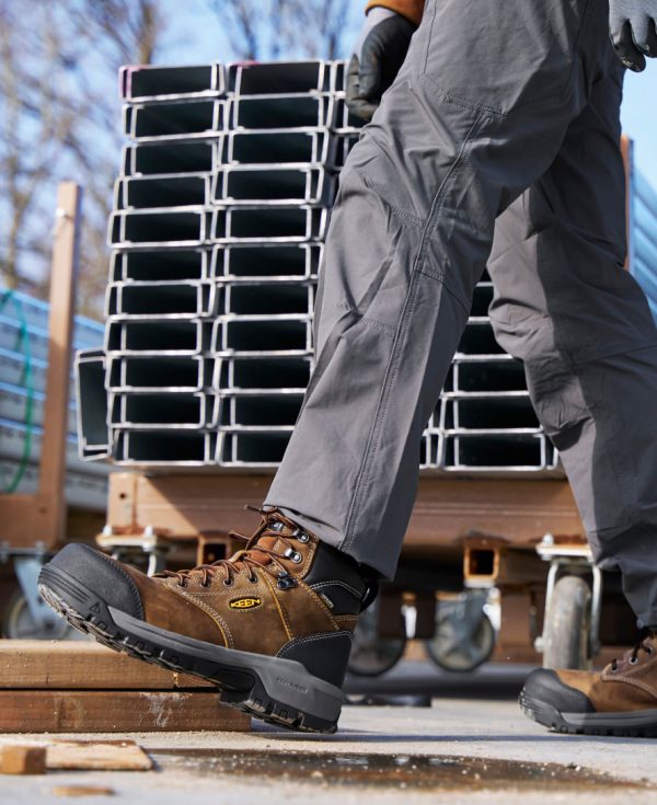 Men's Evanston 6 Insulated Waterproof Boot (Carbon Toe)  |  Bison/Black - Image 8