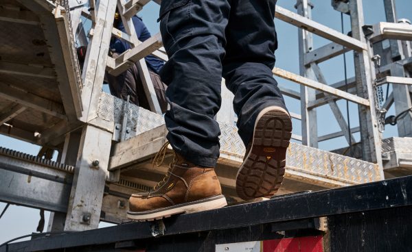 Men's Cincinnati 8 Waterproof 90° Heel Boot (Carbon Toe)  |  Belgian/Sandshell - Image 7