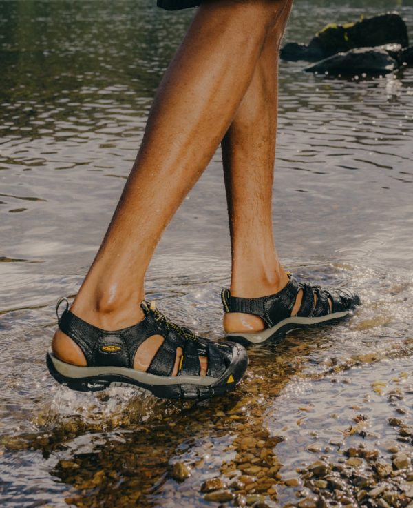 Men's Newport H2 Sandal Wide  |  Black - Image 8