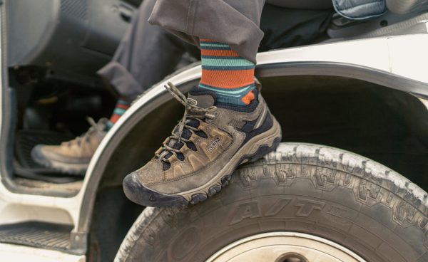 Men's Targhee III Waterproof  |  Black Olive/Golden Brown - Image 7